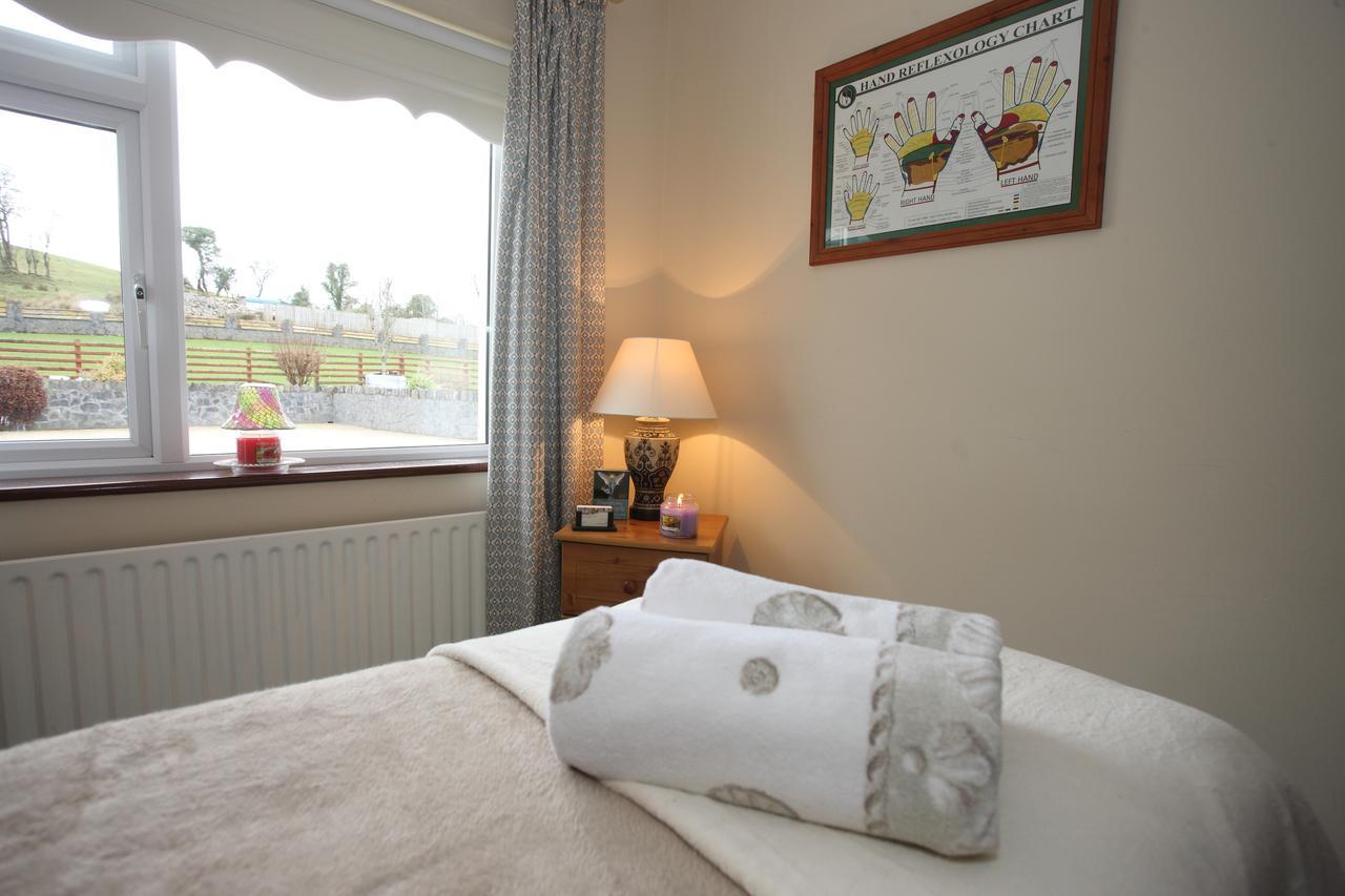 Avondale Farmhouse B&B Pettigoe Esterno foto