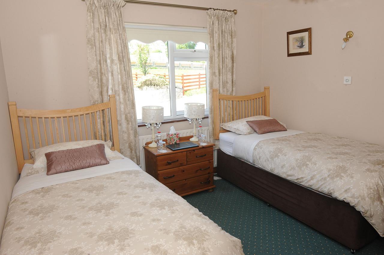 Avondale Farmhouse B&B Pettigoe Esterno foto